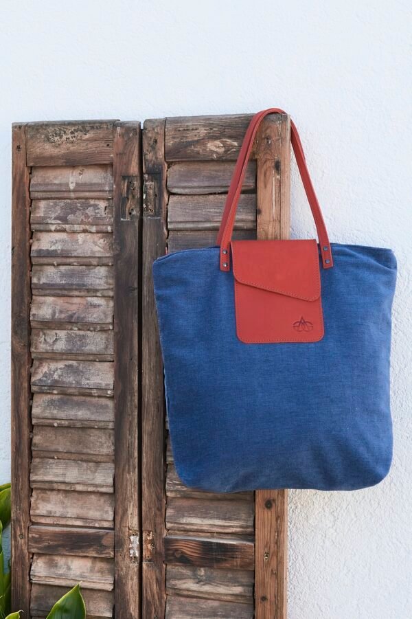 Bolsos y accesorios sostenibles